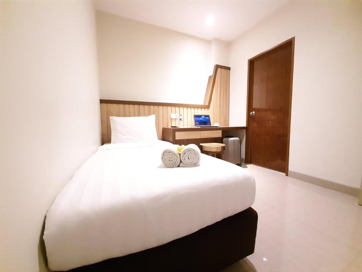 Hotel Pantes Kota Lama Semarang Kültér fotó