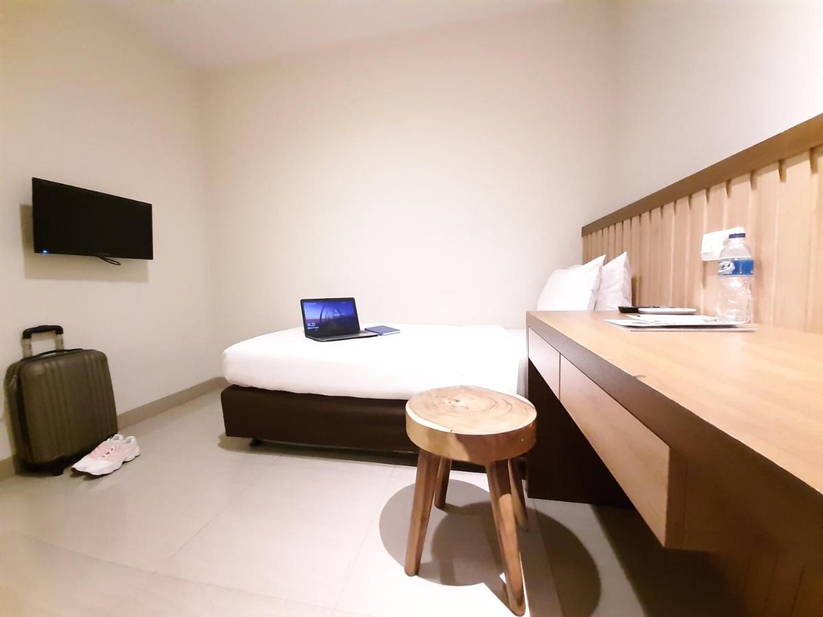 Hotel Pantes Kota Lama Semarang Kültér fotó