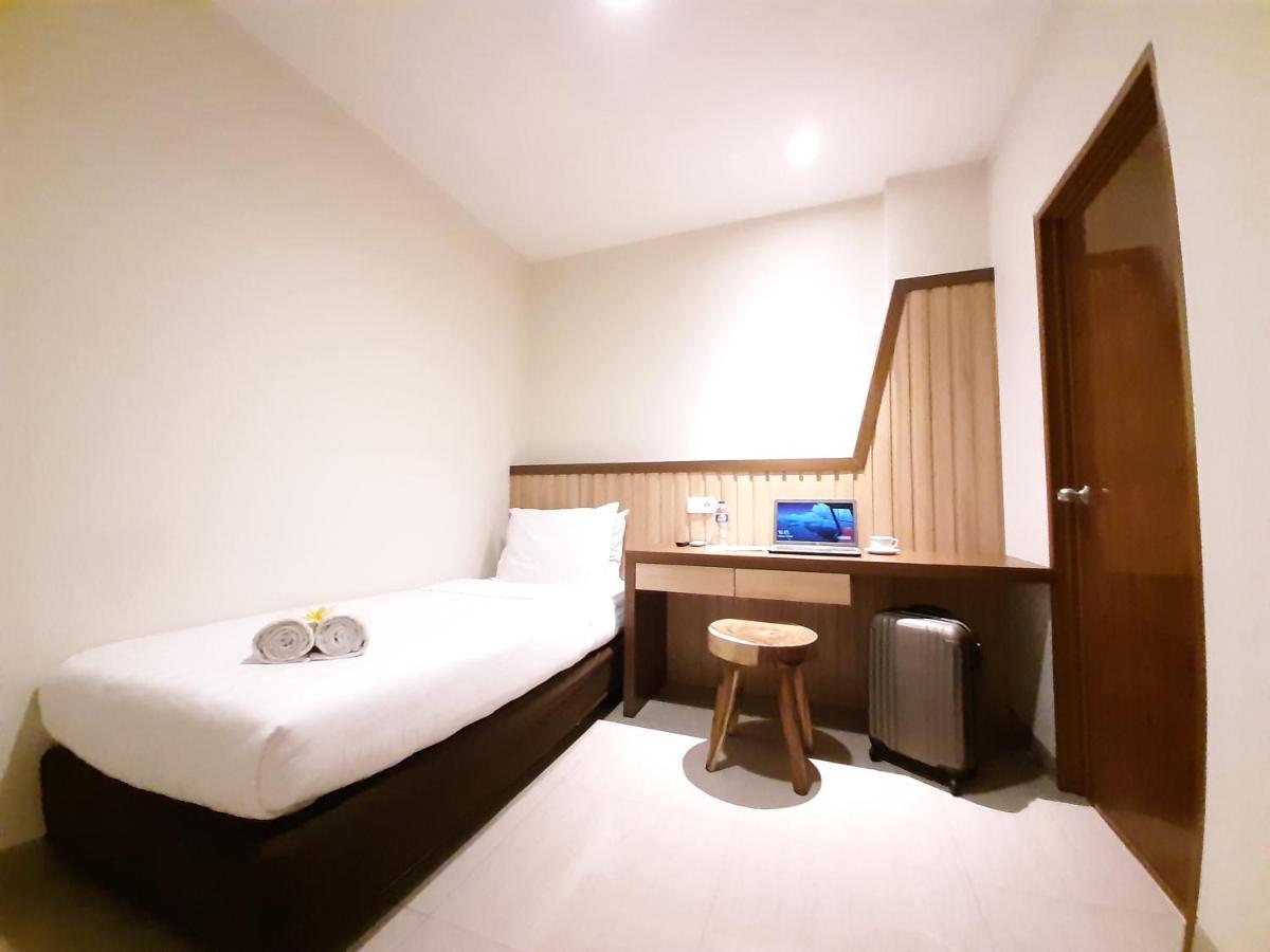 Hotel Pantes Kota Lama Semarang Kültér fotó