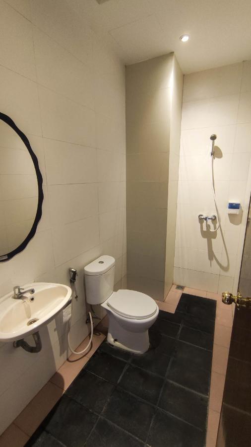 Hotel Pantes Kota Lama Semarang Kültér fotó