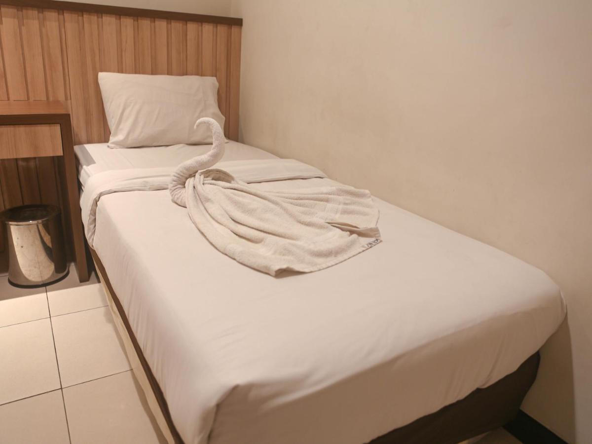 Hotel Pantes Kota Lama Semarang Kültér fotó
