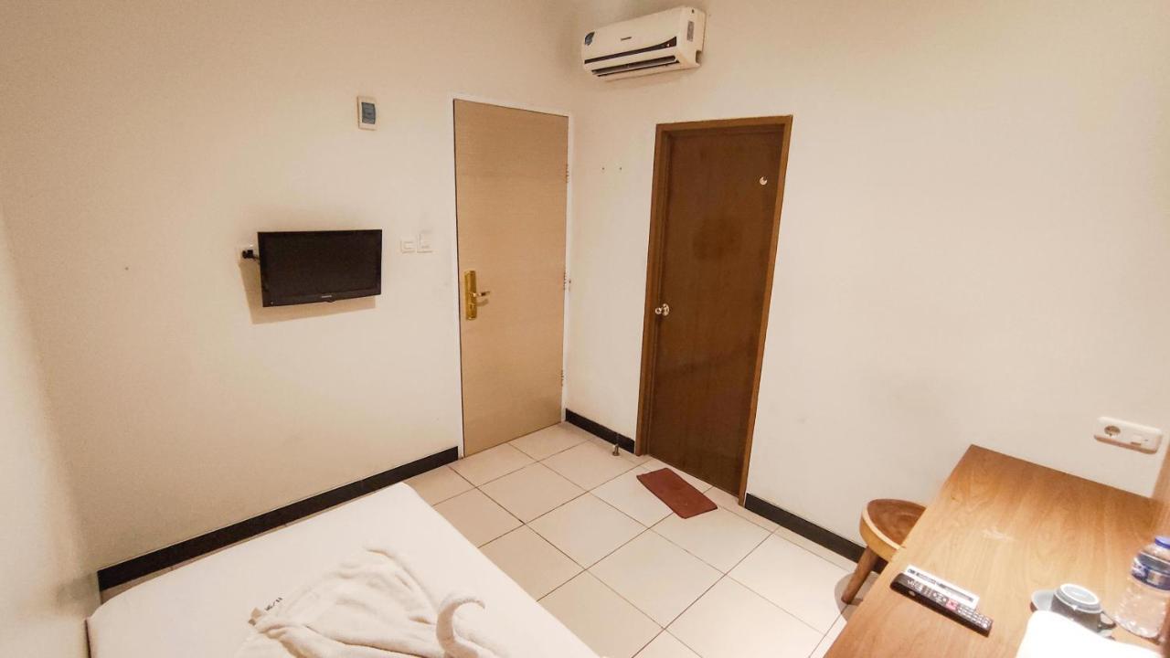 Hotel Pantes Kota Lama Semarang Kültér fotó